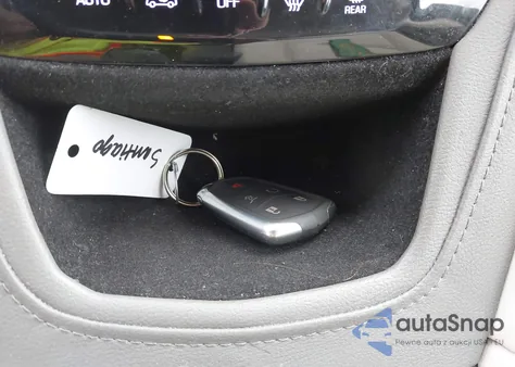 2018 Cadillac Xt5 Luxury z USA, uszkodzony, nr VIN 1GYKNCRS9JZ157467